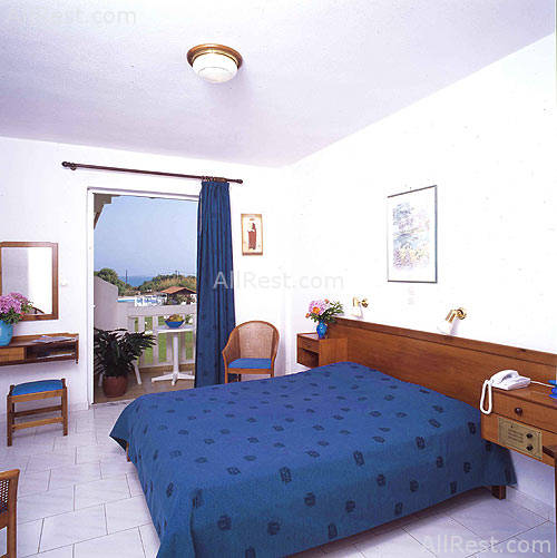 Chryssana Beach Hotel 8